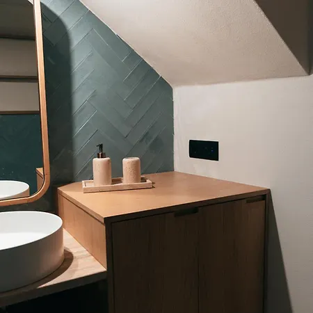 아파트 La Peti Small Luxury House *